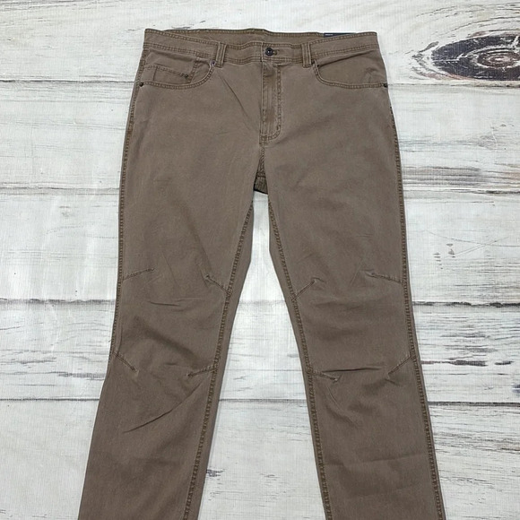 Eddie Bauer Jeans NWT Khaki Flex Diamond Dobby Slim Straight Size 38x34 - Picture 4 of 11
